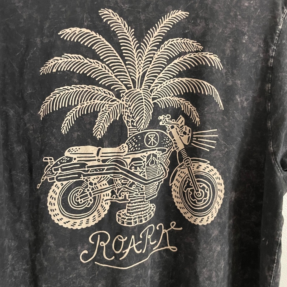 Roark Graphic T-Shirt Mens XL Black Custom Dyed Motorcycle Palm Tree Surf Moto